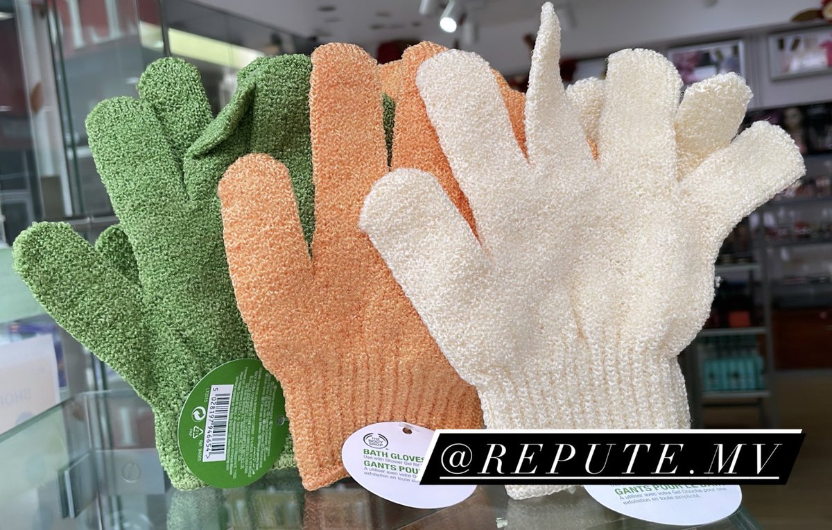 Bath Gloves by <a href="/TheBodyShop/">The Body Shop</a> 
Now available.
To place your orders 👇🏼
instagram.com/repute.mv?igsh…