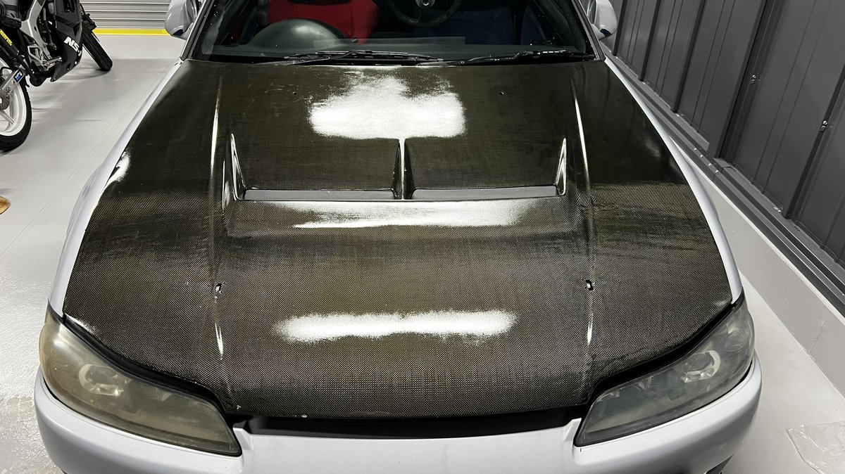 S15PANDEM's tweet image. ある程度硬化したっぽい。

ゆず肌すごい笑
やっぱ下手くそだなー！
研いだら綺麗になるかな！

マシにはなりますが
塗装依頼はご遠慮下さい。

#KATAHAMABASE
#片浜ベース