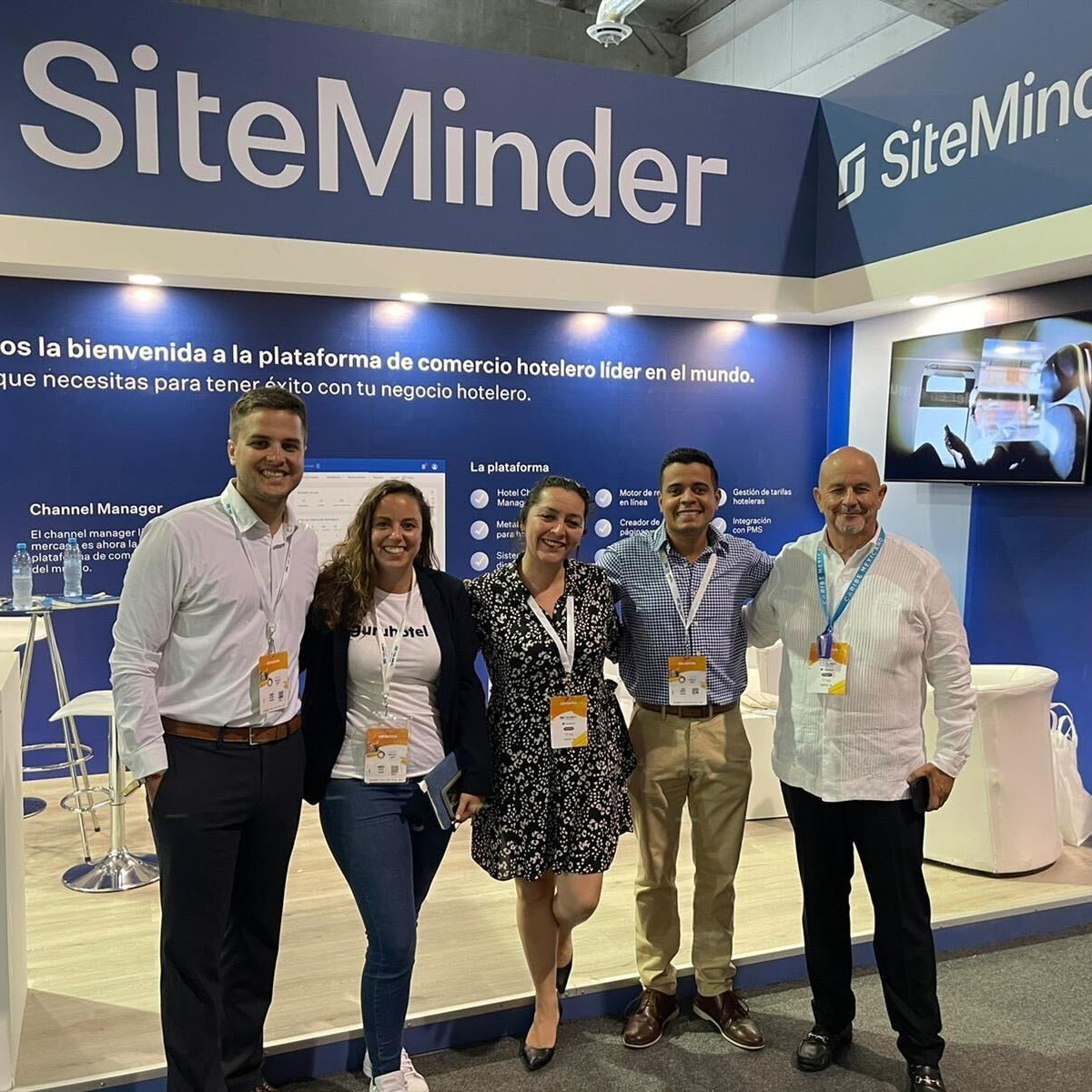 SiteMinder_News's tweet photo. Last week #TeamSiteMinder was not only seen at #Tianguis in Mexico reconnecting with hoteliers alongside our partners @ParatyWorld and #Roibos, but at #HEDNA in Atlanta, serving up coffee and tips on what hotel businesses need to succeed. P.S. We had glowing reviews of our coffee https://t.co/GtrkzqHOiz