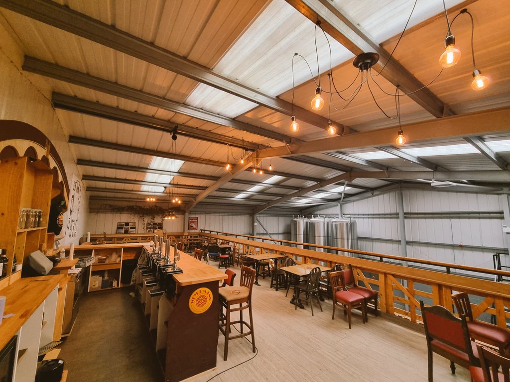 Wonderful view over our new tanks, it's funny how small they look but don't be fooled... There's over 12,000 pints in each one🍺

#rotherham #sheffield #microbrewery #ale #beer #camra #Yorkshire