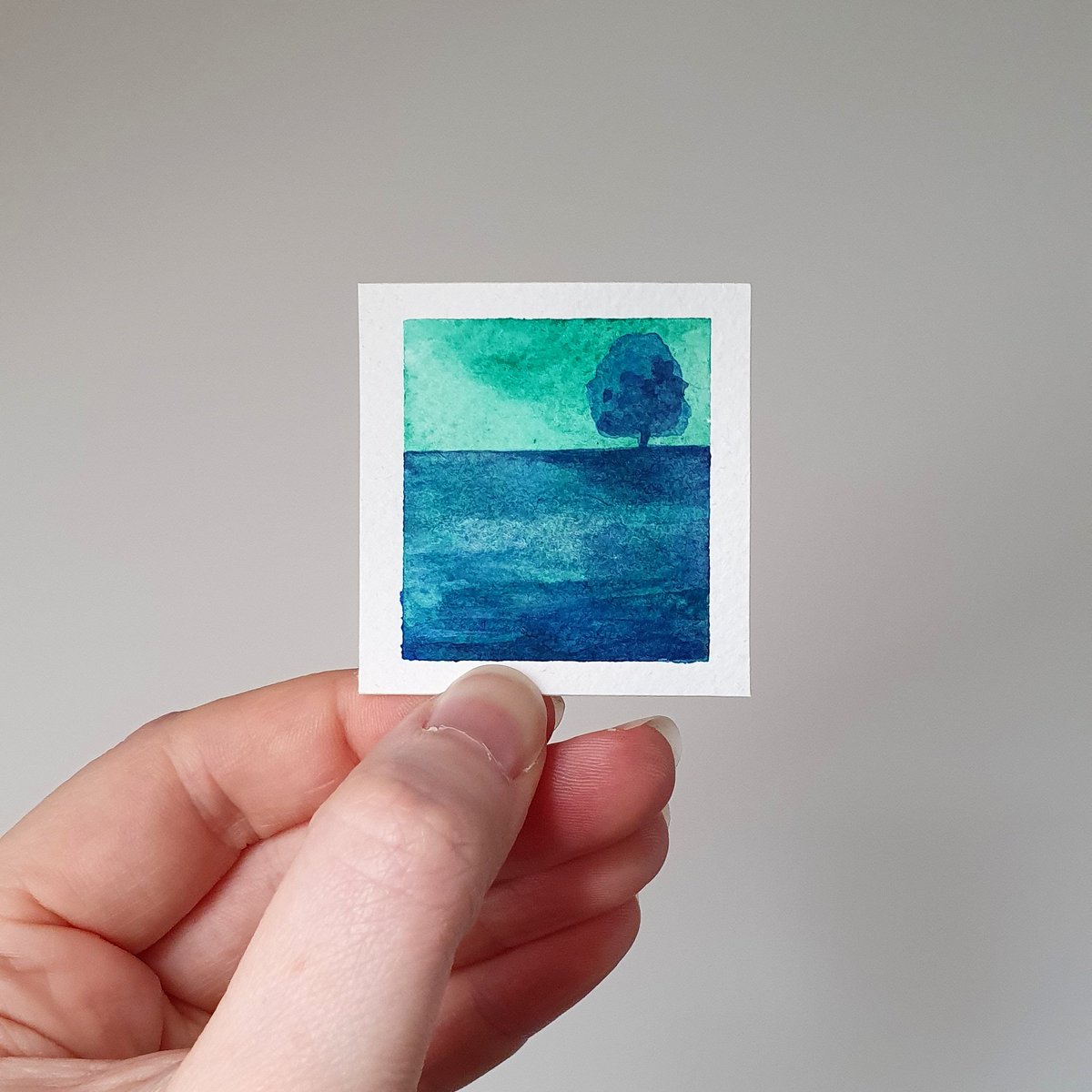 BravoBridget's tweet photo. The Old Oak Tree
2022 / Watercolour 
Moment 

https://t.co/1q7nWBi3kv

#artistsontwitter #landscape #oaktree #artprint #society6 https://t.co/YbYFyR7TJ0