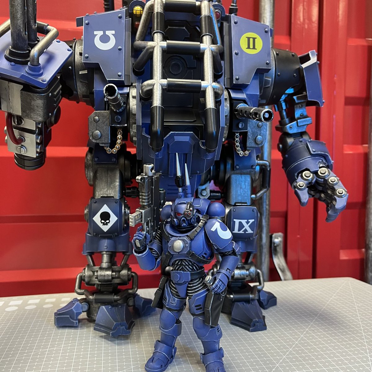 Kikastore2's tweet photo. JOYTOY Warhammer 40K 1:18 Extreme Warrior Undefeated Tactical Mech🤩
#joytoy #warhammer #extreme #warrior #mech #tactical #shop #gift #photography https://t.co/04rgYw9RoD