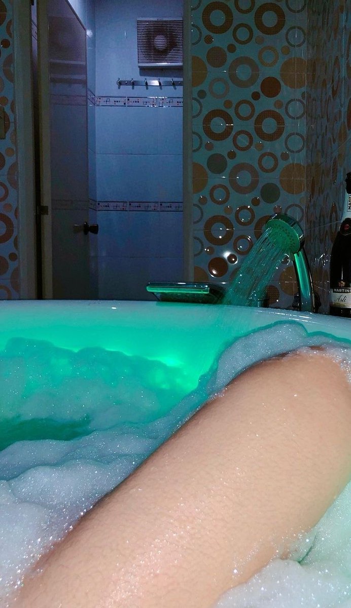diana95croot's tweet photo. MANDI DULU BESTIE
BIAR WANGI💦💦💦 https://t.co/snkXaSdbB6