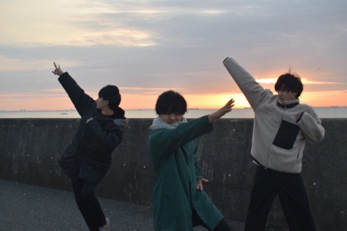 rock_0037's tweet photo. こんなことしてた高校3年生が懐かしい、、 https://t.co/81lfzoKrZH