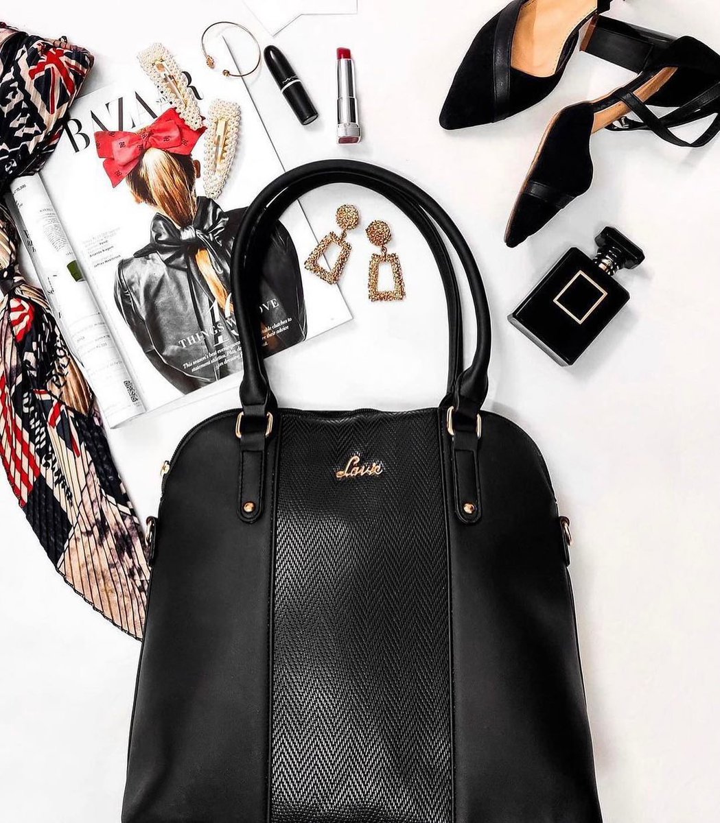 LavieWorld's tweet photo. Whatโs in our #horse dome satchel? Not gonna lie, it fits everything! ๐ Comment your #monday mood in 3 emojisโจ
.
Add to cart this satchel & avail 25% off on your purchase using code: BW25 ๐
.
#lavieworld #laviexAnushka #trendy #addtocart #flatlaystyle #flatlay #hanbag #fashion https://t.co/WLJhfEesZ3