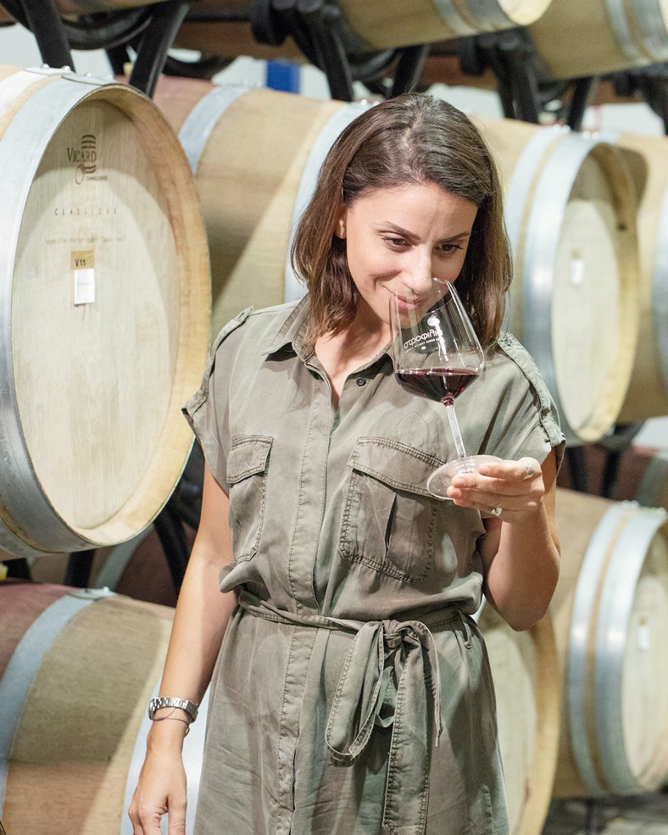 houseofwinegr's tweet photo. Η Μαρία Μαλτέζου απαντά στις ερωτήσεις της Γιοβάννας Λύκου και γίνεται ένα πρόσωπο του κρασιού που αξίζει και πρέπει να γνωρίσεις!
Είσαι μόλις ένα κλικ μακριά
https://t.co/fig62FhjYt
#7dayshow #strofilia #houseofwine #howblog https://t.co/vm4dmglJfd