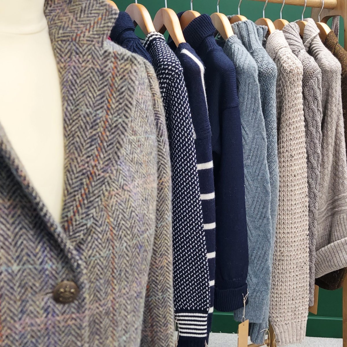 BritishWool's tweet photo. Our new British wool showroom!!

Displaying all the amazing products by the very best, who champion British wool and support British sheep farmers.

#BritishWool #LookForTheShepherdsCrook #Wool #ChooseWool #WhyWoolMatters #Sheep #Cooperative #BritishFarming https://t.co/fJtAY6Y85q