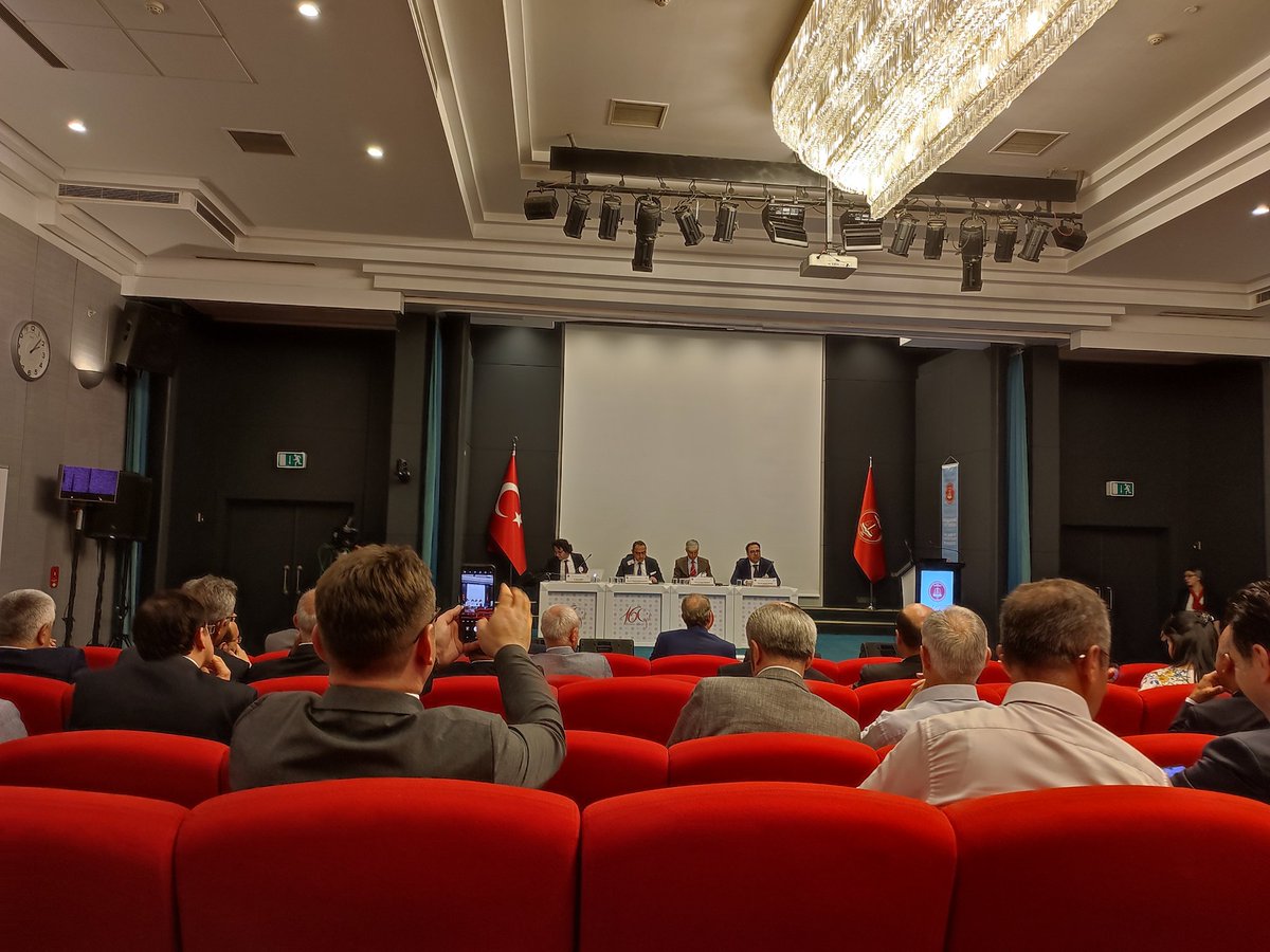 Sayıştayımızın 160. Yıl Dönümü kapsamında "Hesap Yargısı ve Kamu Zararı" Paneli 
Doç.Dr. Mehmet Alpertunga AVCI'nın (<a href="/alpertunga_avci/">Prof.Dr. Mehmet Alpertunga AVCİ</a>) moderatörlüğünde Prof.Dr. Engin HEPAKSAZ, Doç.Dr. Mustafa Taytak ve Dr. Ömer GEDİK'in katılımları ile Sayıştay Konferans Salonunda düzenleniyor.