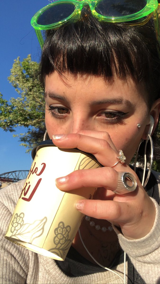 Buenas cafecito tal muak