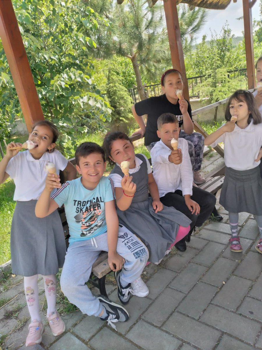 seckoy's tweet photo. Dondurma Keyfi 🍦🍨🍦 https://t.co/SlyC5OdBRj