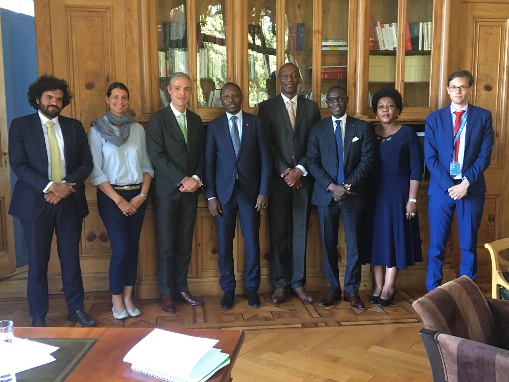 OnuTchad's tweet photo. Upon arrival, th humanitarian delegat* from Chad met with @JeromeBonnafont Ambassador of French Republic in Geneva. During their discuss*, th delegat* was given a general briefing on th priority humtarian issues in Chad and th need to strengthen resources for an adequate response https://t.co/ONyxBibqyQ