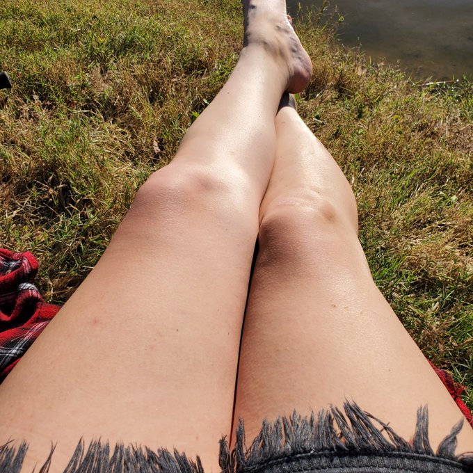 Thick thighs save lives! https://t.co/1wJybyoAqt