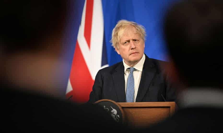 wisheart12's tweet photo. Following a lengthy pause there was just silence &amp; a bemused look on the face of the man entering history books for an unprecedented destruction of trust in the UK on the world stage+trashing of standards of propriety in public office when asked "why can't you tell the truth?"🧐 https://t.co/QbfbyVFDUk