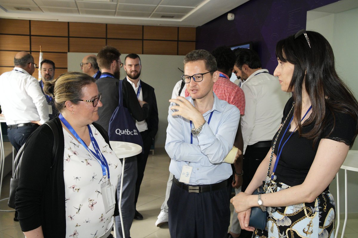 DataXion_'s tweet photo. Poulina Group Holding a reçu une délégation québécoise d’entreprises numériques en visite à la Tunisie. 
Le secteur des TIC offre des intéressantes pistes de partenariat, la délégation a été reçue à DataXion, filiale de PGH, pour faire la visite guidée du datacenter. https://t.co/zFHaROHhWI