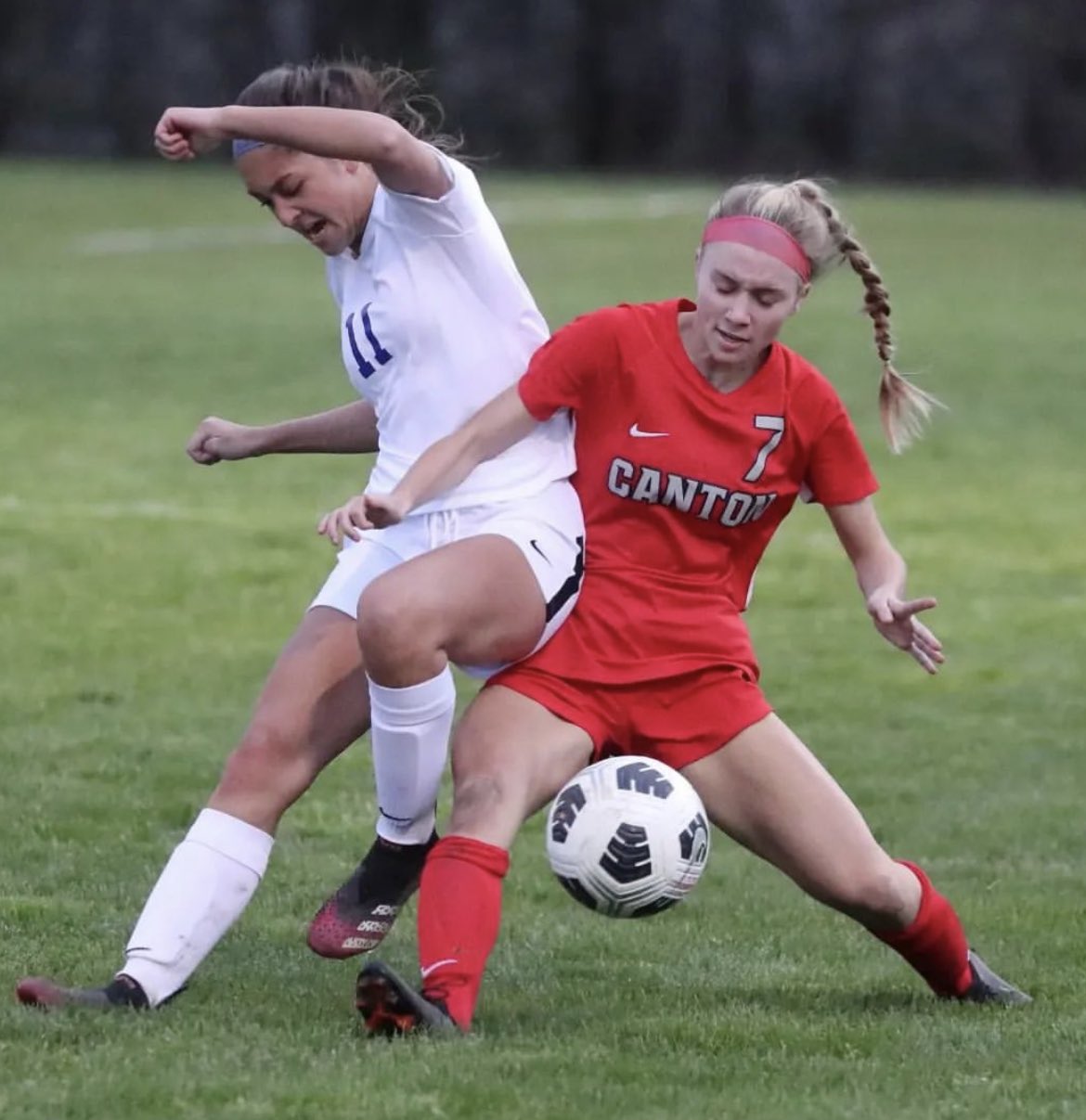 Salem defeats Canton in Div. 1 District soccer championship 2-1