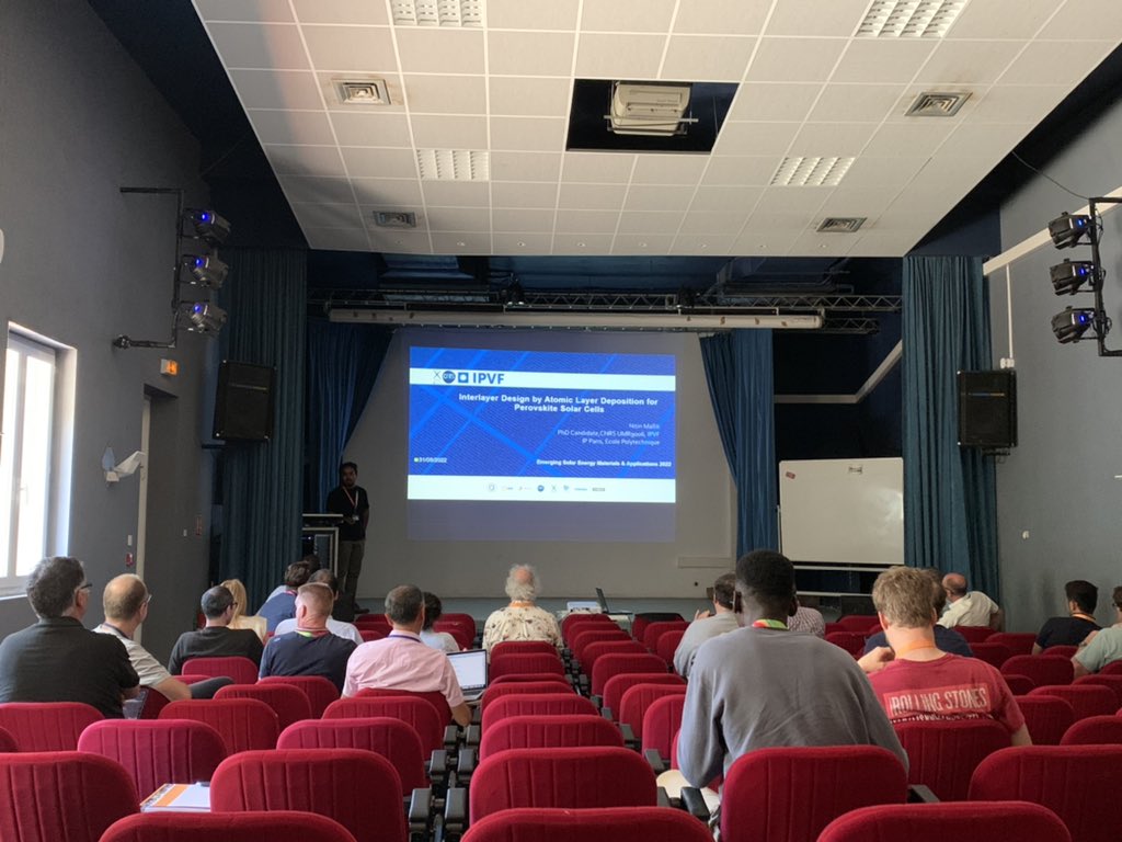 With a bit of delay, we wrapped up today’s morning session with @Nitin_Mallik from @IPVF_institute working with @HybridInterface on ALD for #perovskitesolarcells #ESEMA2022 ☀️