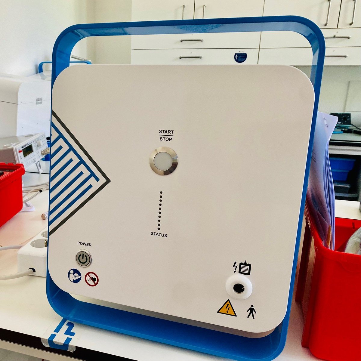 coldplasmatech's tweet image. Das ist Richard - der dafür sorgt, dass unsere #CPTcubes mit dem höchsten Qualitätssiegel das Haus verlassen um Patienten mit #chronischenWunden neue #Lebensqualität zu schenken.#wirrevolutionierenwundbehandlung DANKE Richard, dass Du mir Spass und Engagement ein #Wundrebell bist