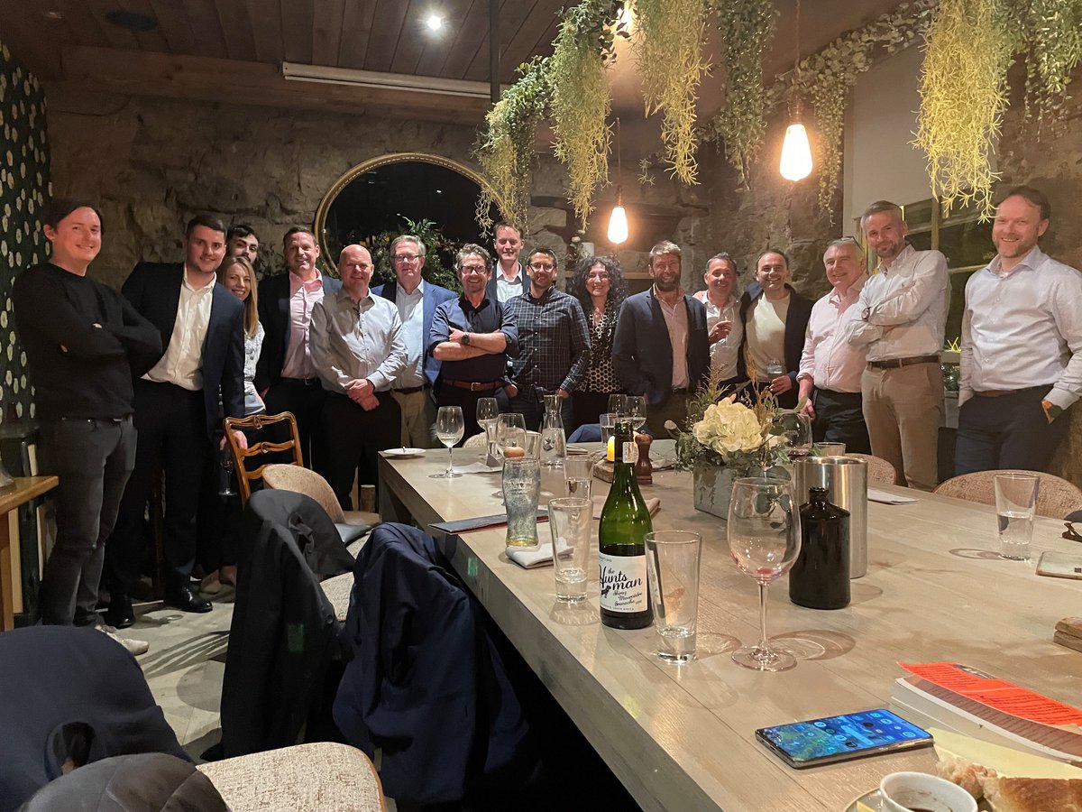 Full Circle tweet media