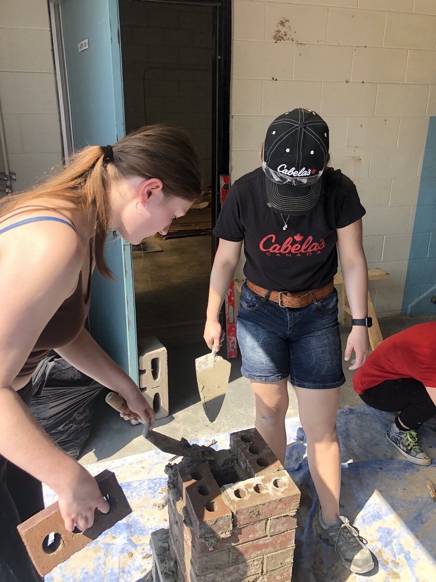 Renfrew Collegiate tweet media