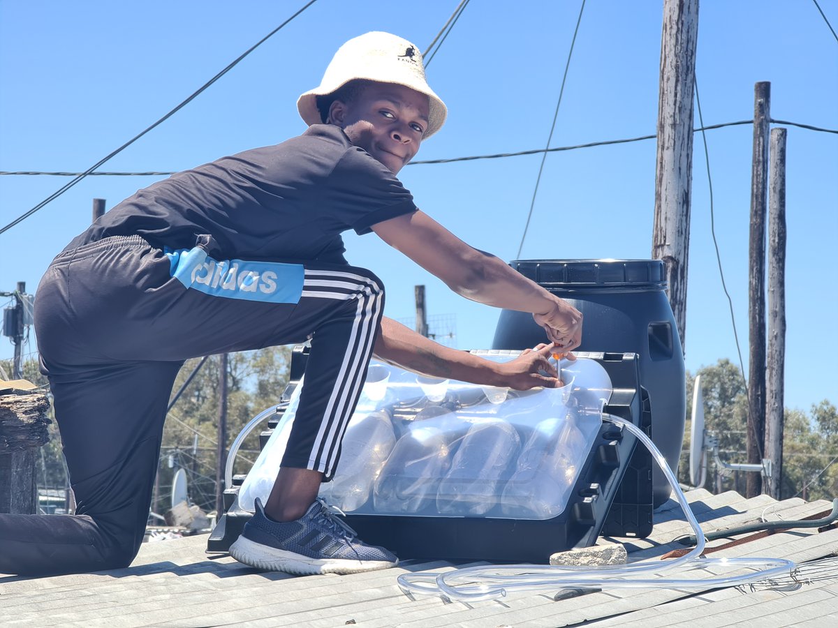 thegreencape's tweet photo. Showcasing green SMMEs who are co-creating Cleantech solutions to supplement basic service delivery in Cape Town. Full story: https://t.co/zQew20xR3Z https://t.co/5SdgZjcTBu
