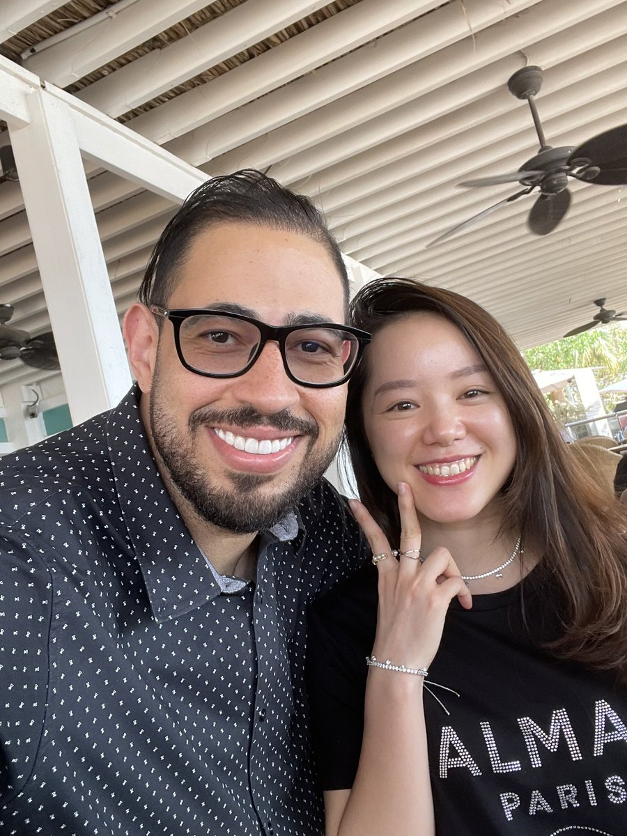 Eljaboom's tweet photo. 很高兴第二次见到你 @ciaobelindazhou 
🇨🇳 ❤️ https://t.co/NAy398eefk