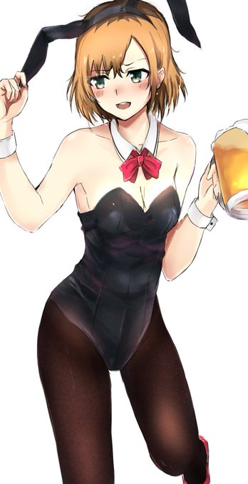 バニーガールのコスプレした宮森さん 