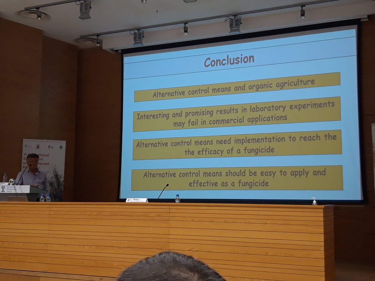Excellent #invited #lecture of #AntonioIppolito that overwiewed alternatives to #synthetic #fungicides to control #postharvest #decay of fresh #fruit