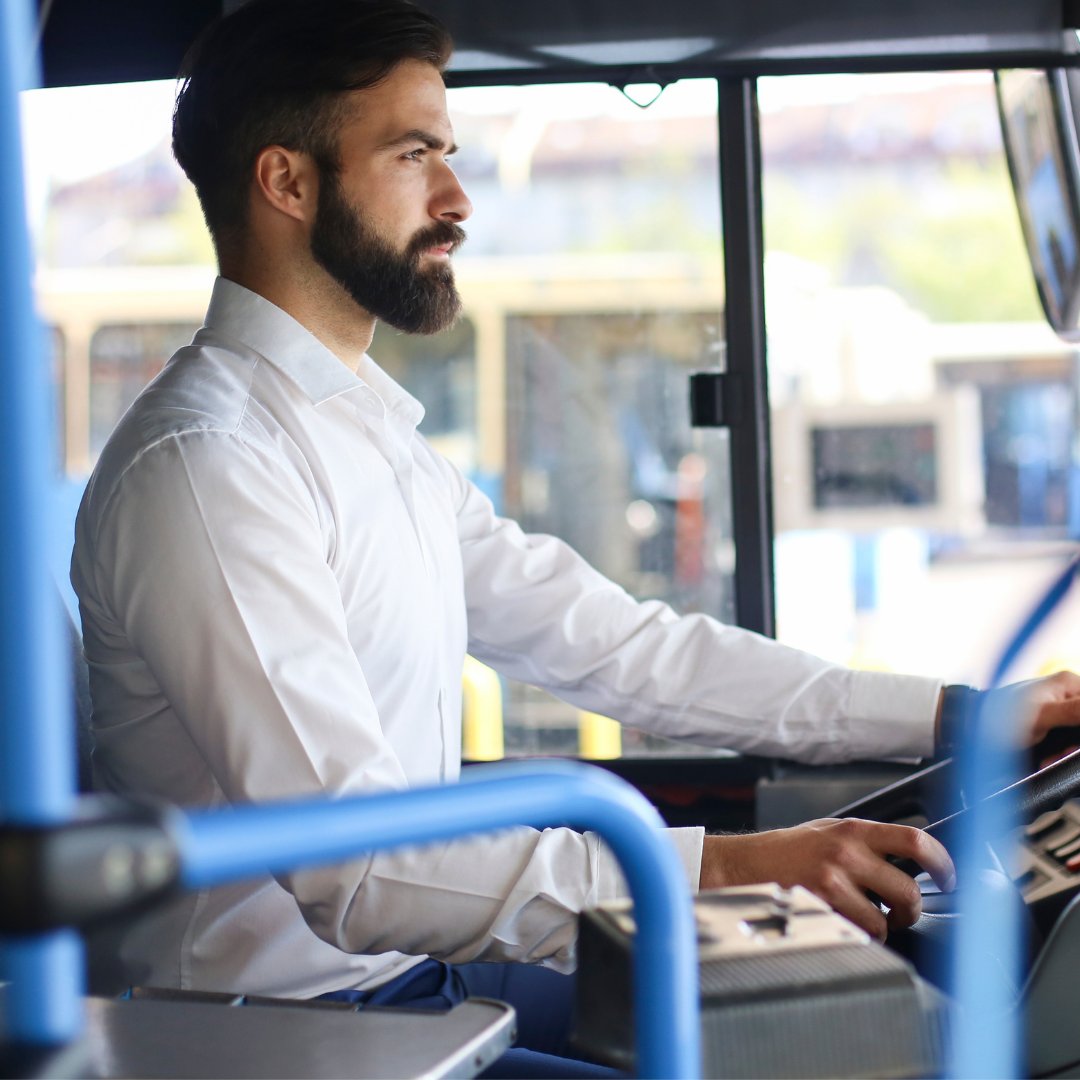 capajobs's tweet photo. ¿Aún no conoces Capajobs?

La bolsa de empleo para conductores de autobuses en Alemania con las mejores condiciones.

¿A qué esperas para formar parte de nuestro equipo?

#bolsadeempleo #trabajo #alemania #capajobs #bus https://t.co/psooPUqdG6