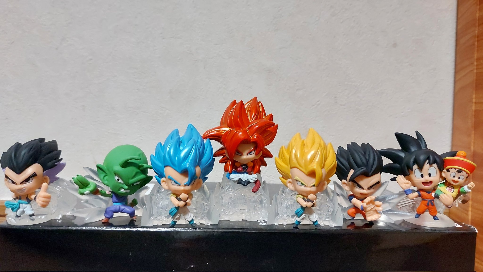 ゲルニカ ドラゴンボール超戦士フィギュア6 開封しました 台座での遊び心がドンドン進化していってて 毎回実物で見るのが楽しみです 個人的にはゴテンクスのゴーストを台座にするところなんかも面白いなと思いました 悟空悟飯の悟飯やカメハウス台座