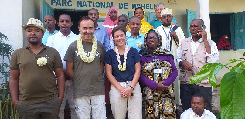 Ce 31/05/22, le <a href="/pnmMoheli/">Parc National de Mohéli</a> a accueilli une mission du SCAC de <a href="/AmbaFrancekm/">La France aux Comores 🇫🇷 🇪🇺</a>. Sujets abordés: avenir du Parc, projet FSPI Economie bleue du <a href="/pnmMoheli/">Parc National de Mohéli</a> financé par <a href="/AmbaFrancekm/">La France aux Comores 🇫🇷 🇪🇺</a> et les 10 projets financés par le Parc sur financement AFD au bénéfice des communautés villageoises.