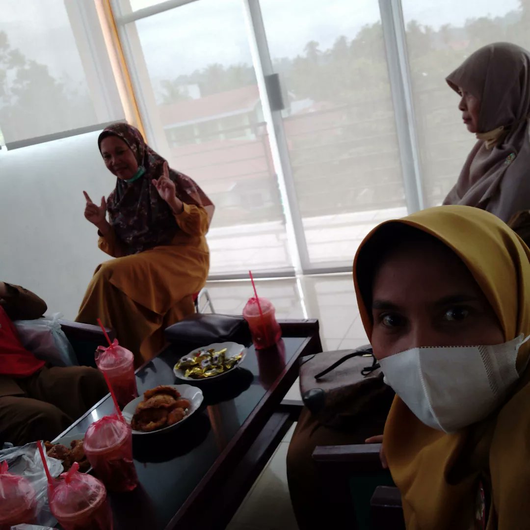 EvaRoza9's tweet photo. Pembinaan ke KPRI RSUD Lubuk Basung
Tgl 10 Mei 2022

@PENYULUH_COOP
@KemenkopUKM 
#penyuluhkoperasi 
#ppklkemenkopukmri
#ppklindonesia 
#ppklsumaterabarat 
#ppklkabupatenagam 
#KoperasiKeren 
#depcoop https://t.co/ByBGNGTPFS