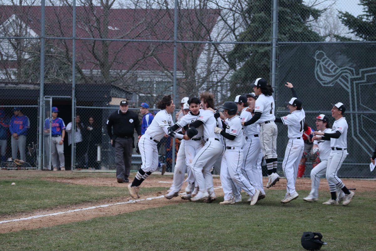 SabreBaseball90's tweet photo. 2022 Season

W/L- 20-13 (Most wins since 2011)
Conference- Won all but 1 series
Competed for Regional Title
54 players in the program
3 All- Conference Players
Player of the Year candidate (Nick Weaver)
Pitcher of the Year candidate (Miguel Rodriguez)
Celebrated 12 Seniors
#BTB https://t.co/cFjS15n7O9