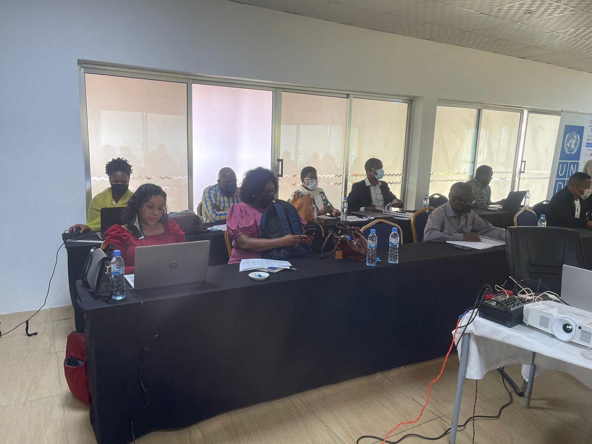 UNDPMozambique's tweet photo. 📢"#Planear para o #desenvolvimento, seguir os #passos para planificar, #conhecer os elementos #transversais e chave na planificação, #avaliar necessidades e #priorizar são elementos-chave para uma planificação estratégica eficaz e eficiente." - Abdul Razaque - DNPO- #MEF. https://t.co/8Cto5n0mJI