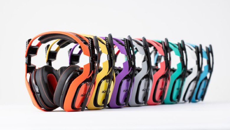 KawaiiFoxita's tweet image. In partnership with @ASTROGamingUK I’m thrilled to be giving away an ASTRO.ID headset!

To enter: 

✨ Retweet
✨ Reply &amp;amp; Tag A Friend 
✨ Follow Me &amp;amp; @ASTROGamingUK 

Closes June 4th. 

Winner picked &amp;amp; contacted June 5th. 

#ASTROFamily @ASTROGaming