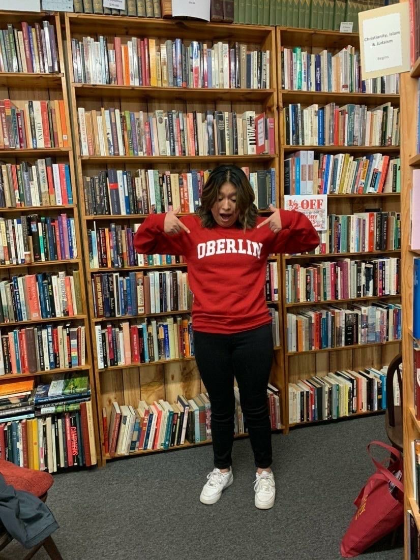 LEDA_Scholars's tweet photo. Continued: @BetterMakeRoom's #CollegeSigningDay campaign! More of our amazing Co.17 #LEDAScholars who participated this year, but social media #clout or not, we are 👏so👏proud👏 of Cohort 17!
@oberlincollege: Analicia, Guadalupe
@Princeton: Makayla https://t.co/F9R5Dl4am7