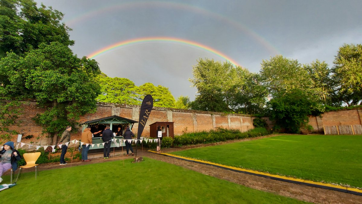 Painshill's tweet photo. It may have rained alittle for our first comedy act but it did mean we were treated to a stunning rainbow π . Thank you for keeping everyone laughing @iandstone. The sun is back out now! π€£
#typicalBritishweather https://t.co/0KkPExD9hv
