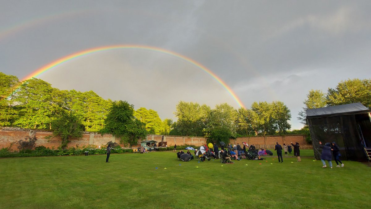 Painshill's tweet photo. It may have rained alittle for our first comedy act but it did mean we were treated to a stunning rainbow π . Thank you for keeping everyone laughing @iandstone. The sun is back out now! π€£
#typicalBritishweather https://t.co/0KkPExD9hv