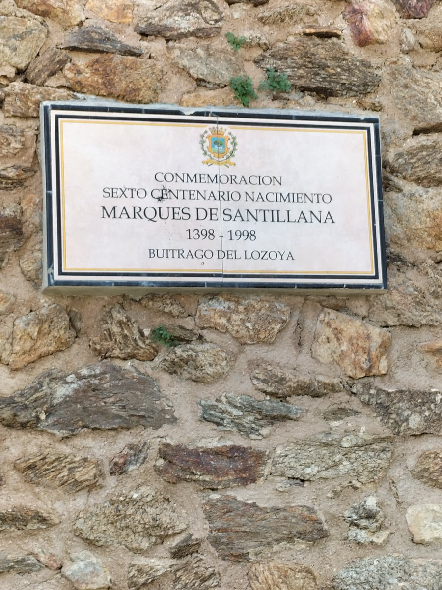 gomis_veronica's tweet photo. último punto de interés literario en nuestra ruta: el castillo del marqués de Santillana en la localidad de Buitrago de Lozoya #INVTICUA22 https://t.co/fqF6hw06qg