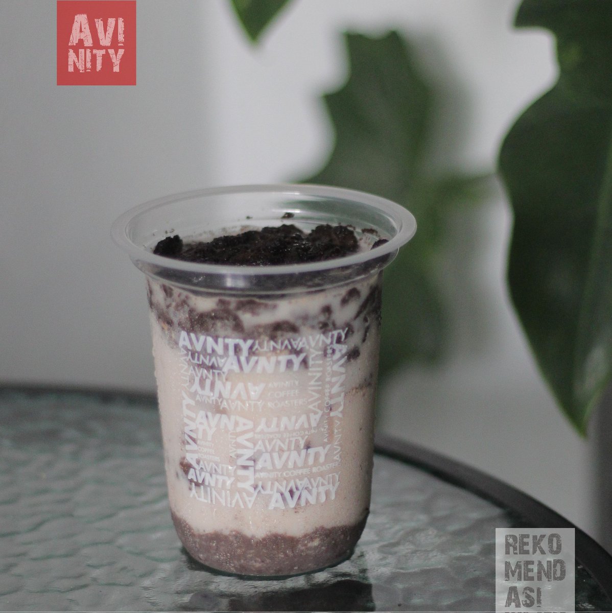 avinitycoffee's tweet photo. @FOODFESS2 Cookies n Cream legitnya kaka https://t.co/dHtrFRIS3D