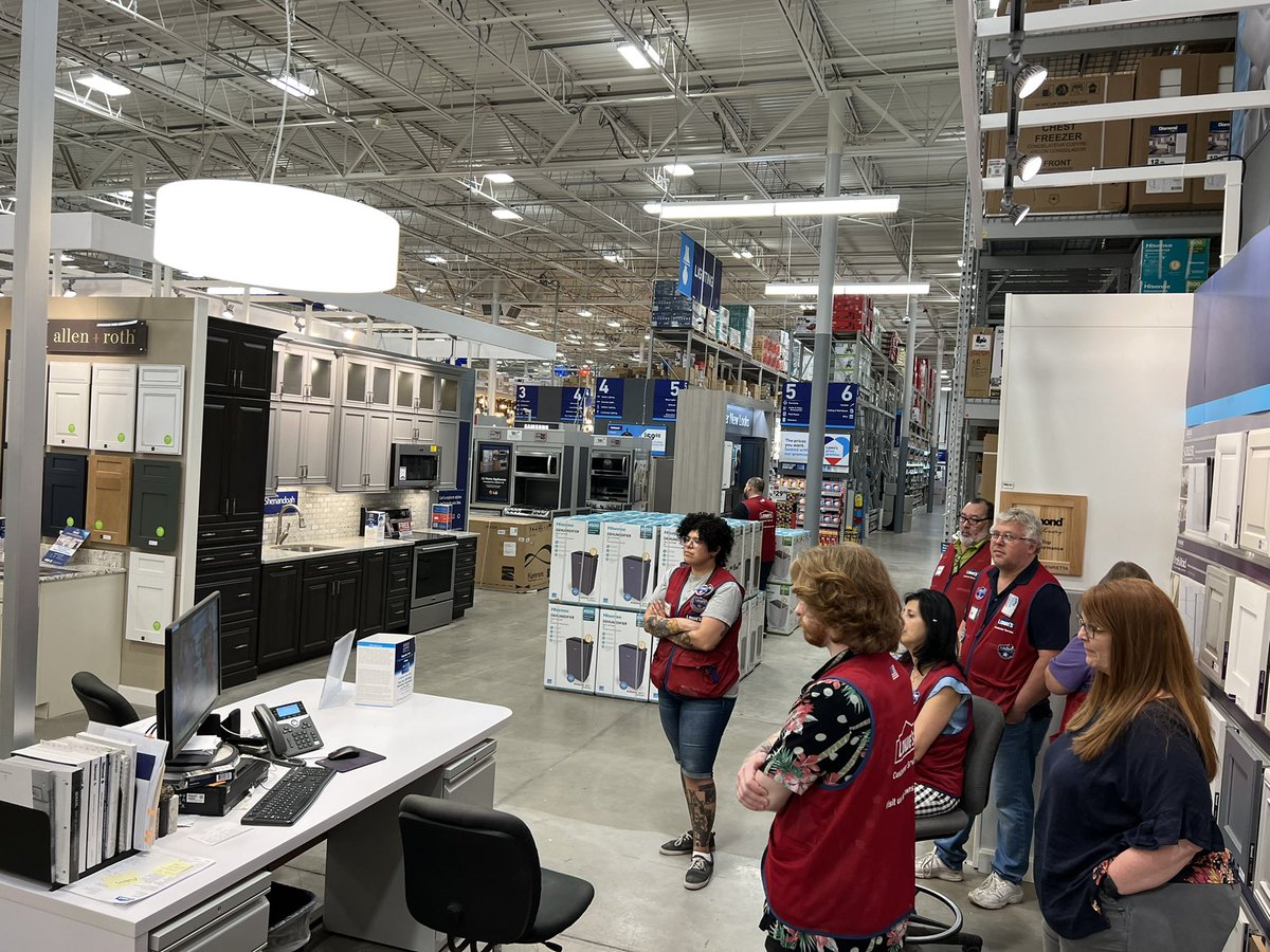 Mark Goulet (@gouletmd) on Twitter photo The team in Lowe’s of Henrietta, NY learning fundamental customer engagement skills during this week’s Specialty Spotlight! <a href="/KovacikSteve/">Steve Kovacik</a> <a href="/specialtylowes/">Specialty & Services Selling at Lowe’s</a> <a href="/Anthony_Battle1/">Anthony Battle</a> <a href="/jasonblair42/">Jason Blair</a> The team in Lowe’s of Henrietta, NY learning fundamental customer engagement skills during this week’s Specialty Spotlight! <a href="/KovacikSteve/">Steve Kovacik</a> <a href="/specialtylowes/">Specialty & Services Selling at Lowe’s</a> <a href="/Anthony_Battle1/">Anthony Battle</a> <a href="/jasonblair42/">Jason Blair</a>