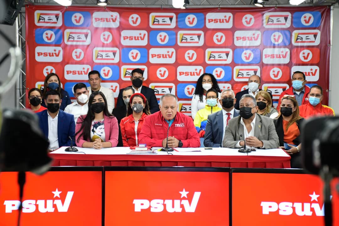 PartidoPSUV's tweet photo. || ENTÉRATE AQUÍ || 

Conozca cómo quedó la nueva estructura del Partido Socialista Unido de Venezuela https://t.co/M7ZO5a7Nqp 

@NicolasMaduro
@dcabellor
#SoyPSUV
#VenAppEnMarcha https://t.co/JyoPRmwWg4