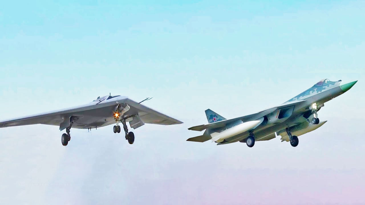 Су-57 и с-70 охотник