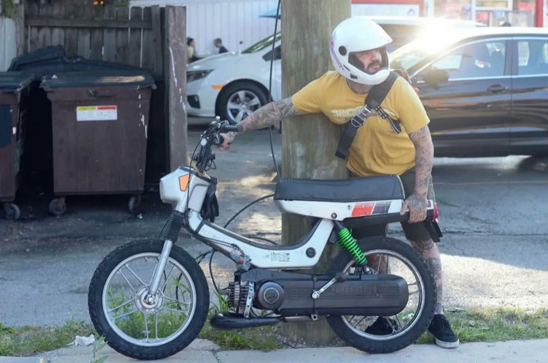 BlockClubCHI's tweet image. A Jefferson Park man who was badly injured in a car crash when he was riding his moped is urging driver to pay closer attention — and get adequate insurance. buff.ly/3lWb2a2