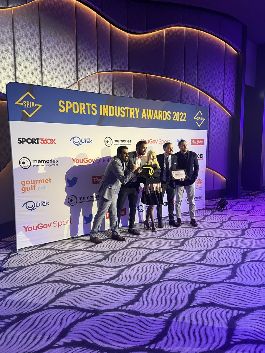 sport360events's tweet photo. Smile for the camera πΈ
#SPIAΒ Β
#SPIA2022Β Β
#ShareYourSPIAΒ Β
#StarsOfSPIAΒ Β
#SportsIndustryAwards https://t.co/i1o5BexDqY