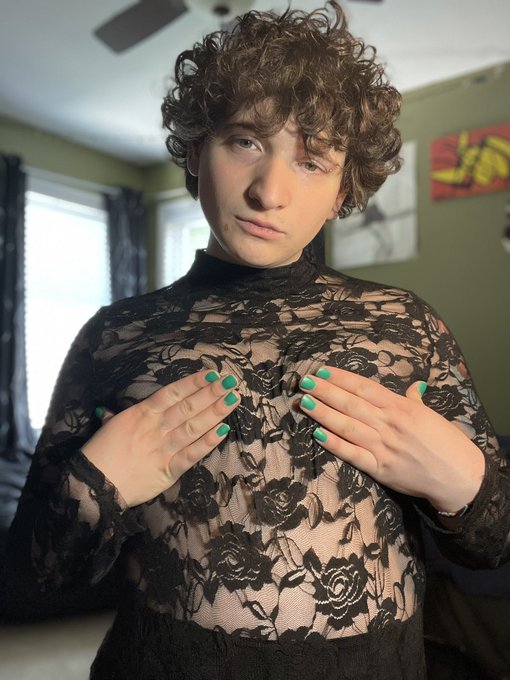 💋💋💋 https://t.co/e0yi8oJ5Nh