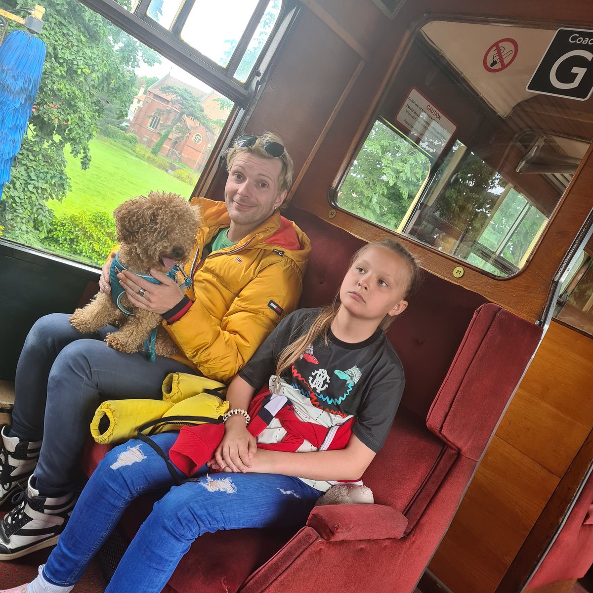 JaneBestwick's tweet photo. Family holiday with my amazing parents @TheEnglishRiviera riding a steam train. My ❤️ in this 📸
#family
#EnglishRiviera #Ridingonasteamtrain
#makingmemories
#myeverthing
#myparentsrock
#Annualleave https://t.co/Qe2OYGFlKu