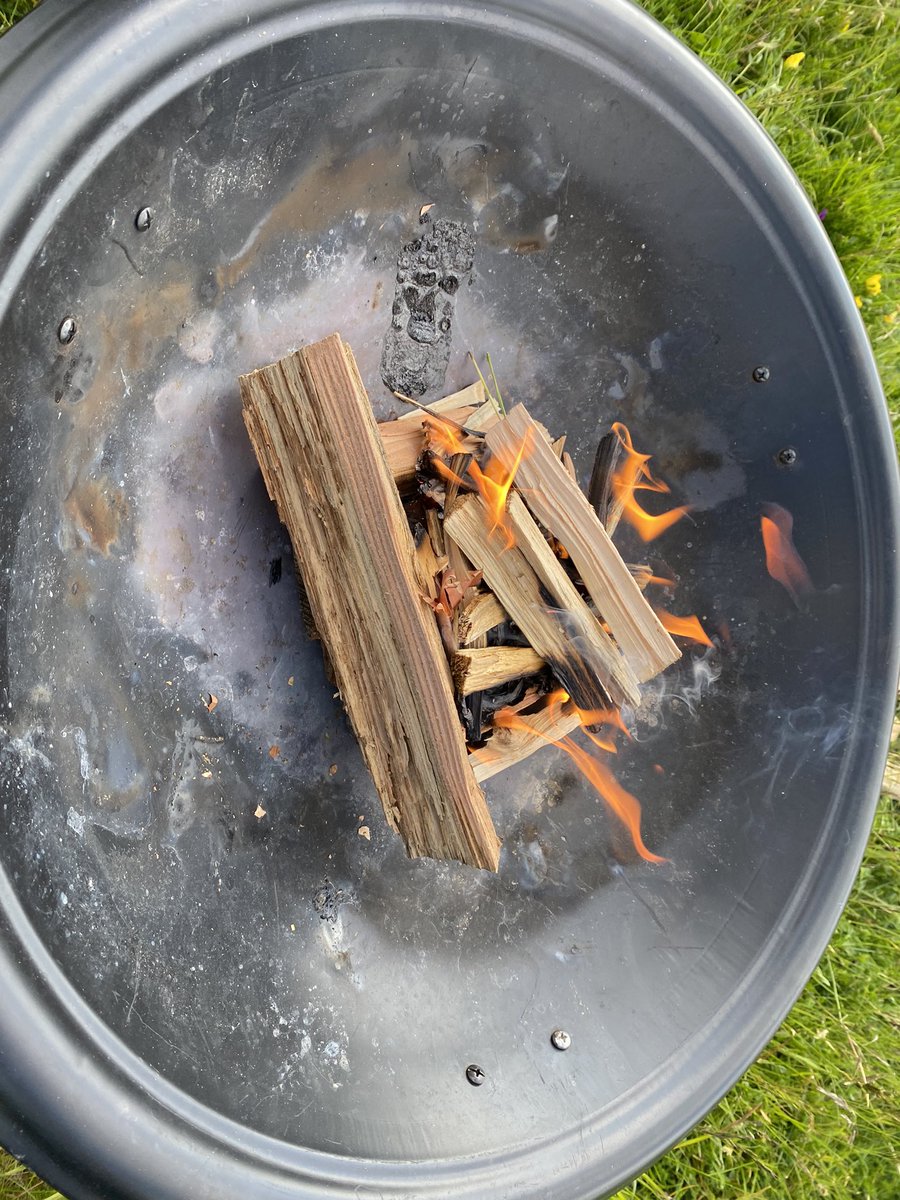 MissLAHarrison's tweet image. We enjoyed fire pit training with the @AlbaExplorers this evening at @Whitehillsps #outdooreducation