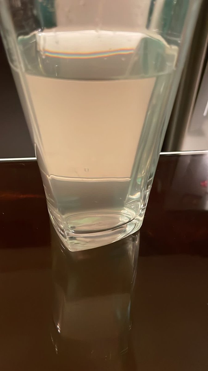 Avgartu1902's tweet photo. Alerta nos está llegando agua sucia turbia amarillenta en la colonia Lomas de Tarango U.H, no sabemos si esto es dañiño para la salud  @AlcaldiaAO  @SacmexCDMX  @lialimon @Claudiashein @SSaludCdMx @EnlaceTAguilas @Centenario_Ofic @GobCDMX https://t.co/Tk4cec1hq4