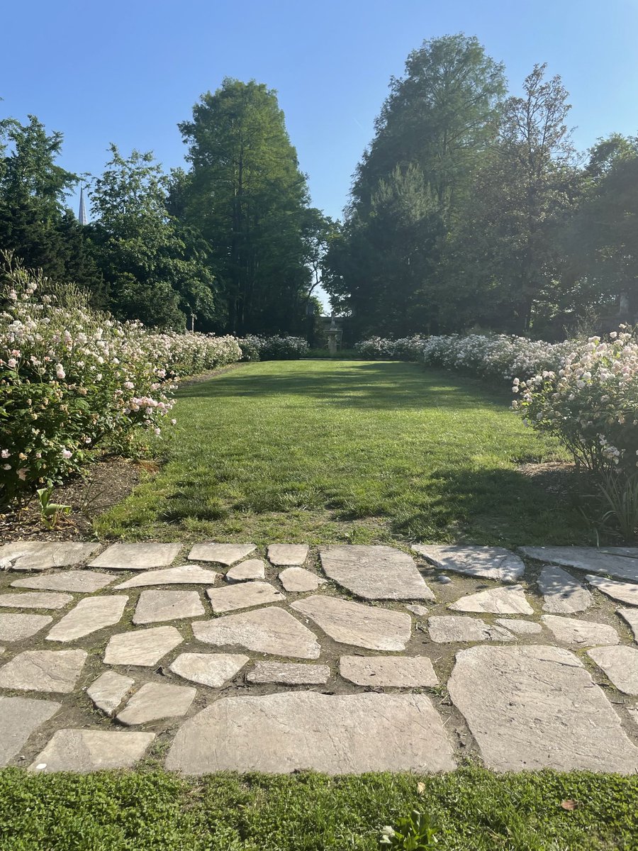 vixens23's tweet photo. Some unedited photos from our day trip to Delaware from yesterday. The Marina Coffin Gardens at Gibraltar was our first stop. we can’t wait to explore more of the haunted and historical parts of Delaware. #delaware #travel #outdoors  #photographers #hauntingaventures #tiktokers https://t.co/hIiSJIvOOJ