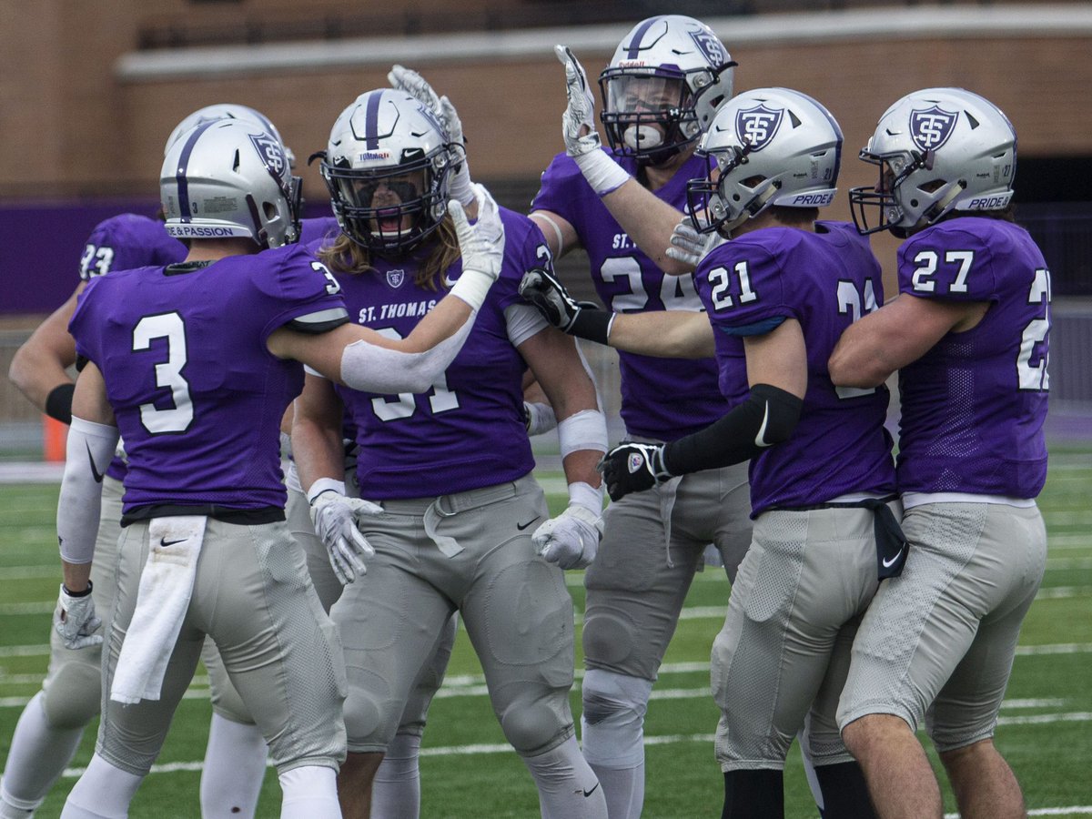 After a great conversation with <a href="/CoachGrayvold/">Brady Grayvold</a> , I’m excited to announce I’ve received my first D1 offer from the University of St. Thomas ! <a href="/Coach_Caruso/">Coach Glenn Caruso</a> <a href="/UST_Football/">St. Thomas Football</a> <a href="/LSWHawkFB/">LSW Football</a> <a href="/Trayno/">Grant Traynowicz</a>